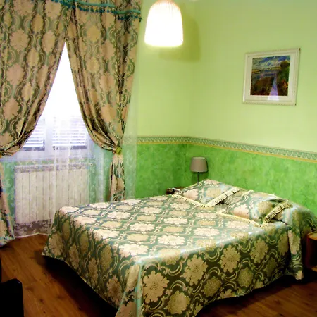Sunny Гостевой дом 2*